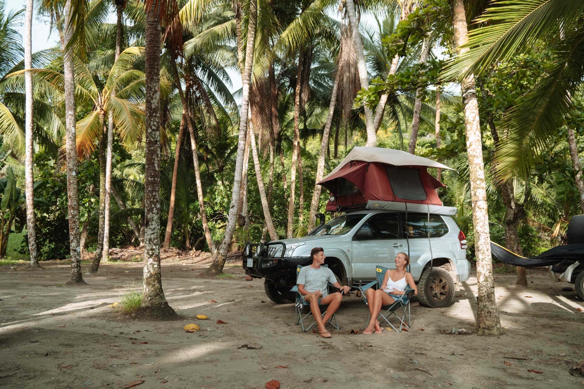 Roadtrip door Costa Rica met een 4x4 met daktent van Nomad America