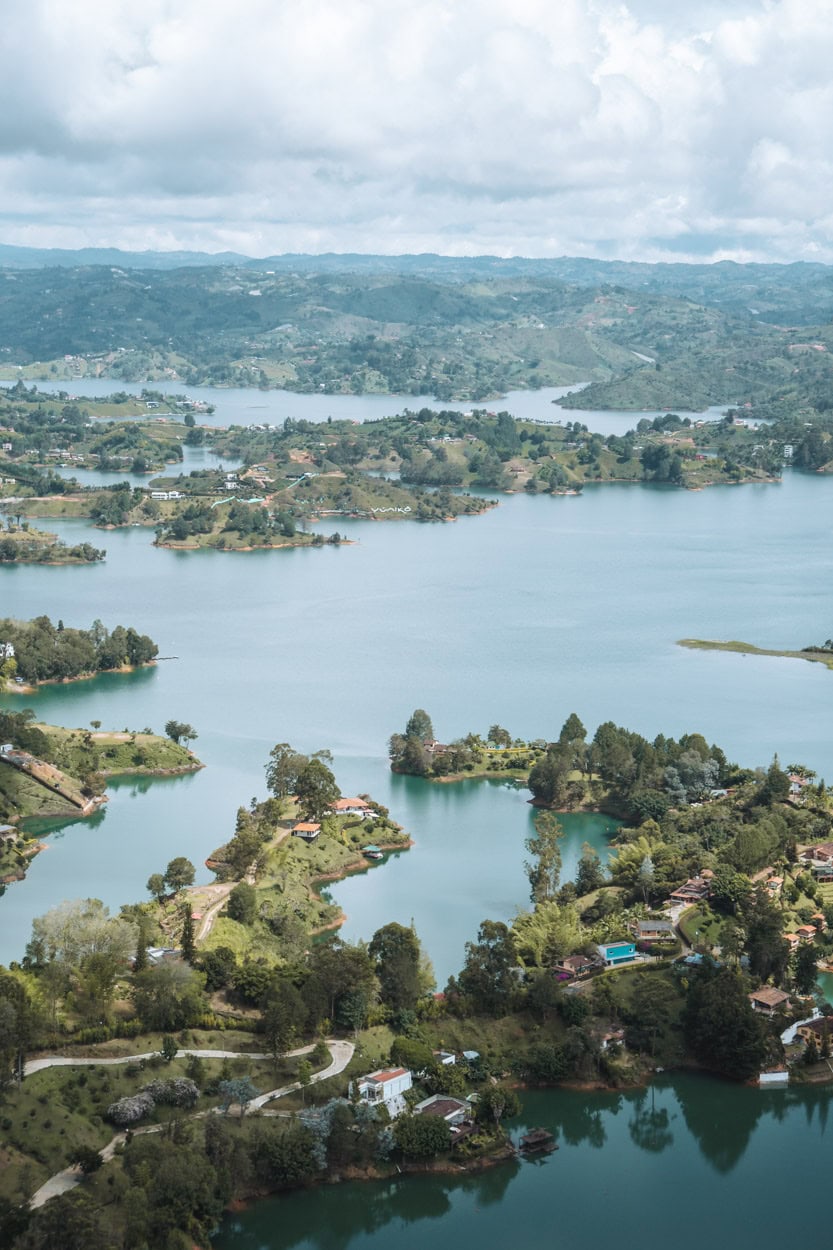 Wat te doen in Medellin tips + waar te verblijven Reisplaatje Wat te doen in Medellin tips + waar te verblijven Reisplaatje