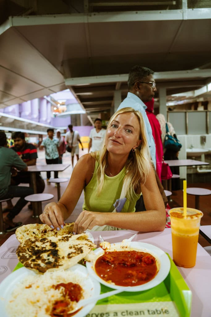 Doen in Singapore: eten bij een hawker centre