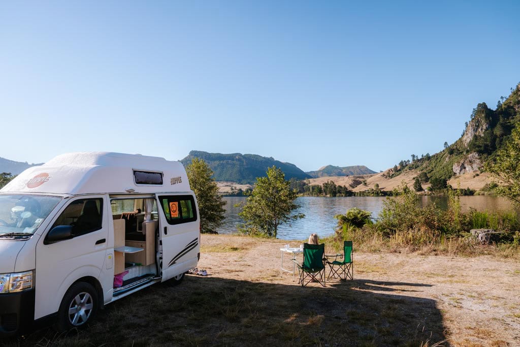 Gratis camping bij Rotorua voor non self contained en contained campers