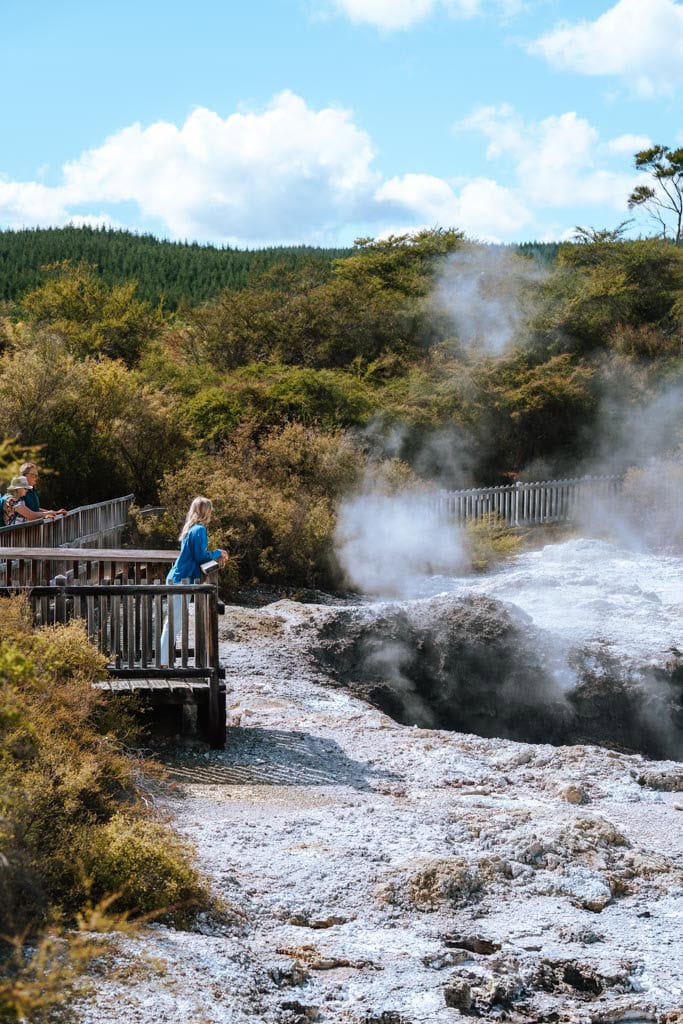 Tips om te doen in Rotorua in Nieuw-Zeeland is om Waiotapu Thermal Wonderland te bezoeken