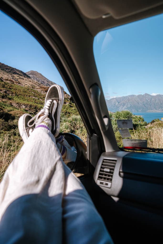 Haast Pass rijden op de route naar Wanaka